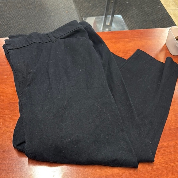 Old navy pixie pants size 26 plus // 052216 - Picture 1 of 2